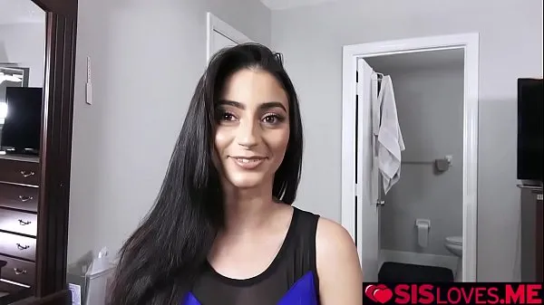 Jasmine Vega asked for stepbros help but she need to be naked Klip baru baru