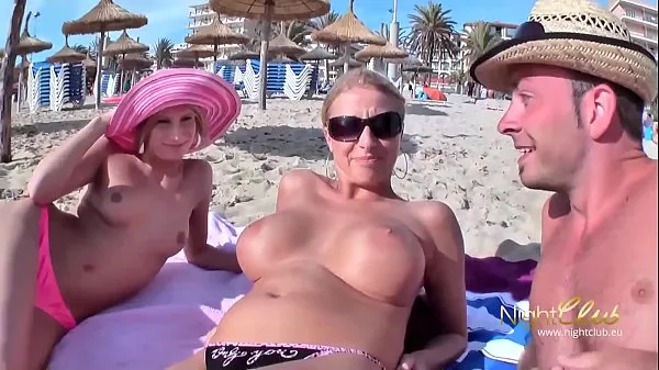 German sex vacationer fucks everything in front of the camera Klip baharu baharu