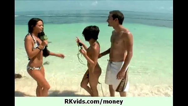 Hot teen girl let us fuck her for cash 21 Clip mới mới